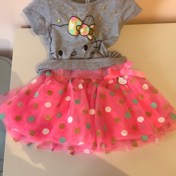 Hello Kitty Birthday shirt and skirt - Picture 2 of 3